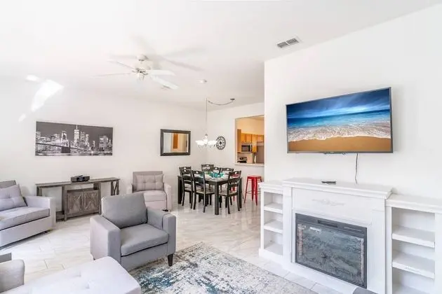 Apart Daire (727 Regal Palms)