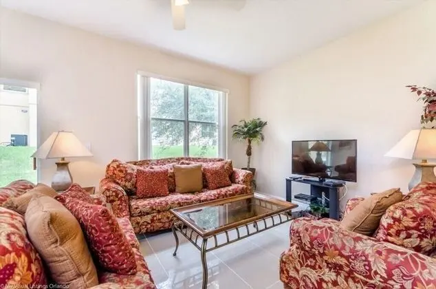 Ev (734LAM Regal Palms Town Home)