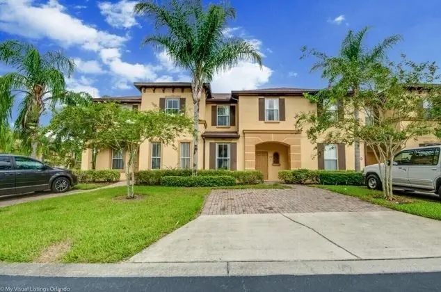 Ev (734LAM Regal Palms Town Home)