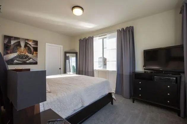 Ev, Birden Çok Yatak, Veranda, Bahçe Manzaralı (750 Jerome St. (Unit 1)*)