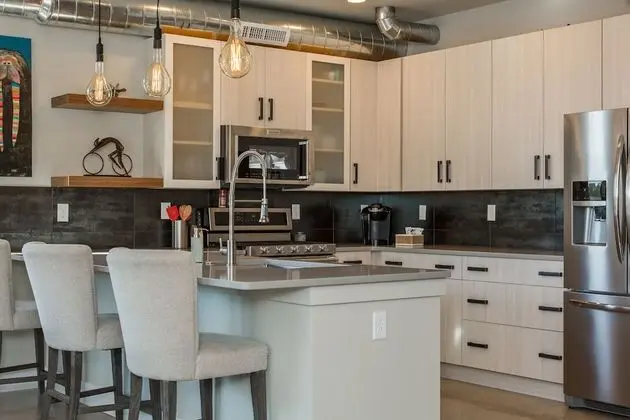 Ev, Birden Çok Yatak, Veranda, Bahçe Manzaralı (750 Jerome St. (Unit 1)*)