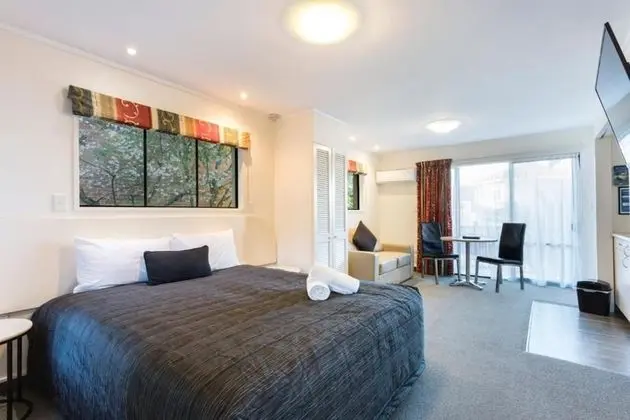 Standard Stüdyo, Sigara İçilmez, Küçük Mutfak (Spa Studio)