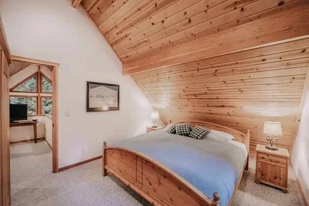 Ev (2 Bedrooms)