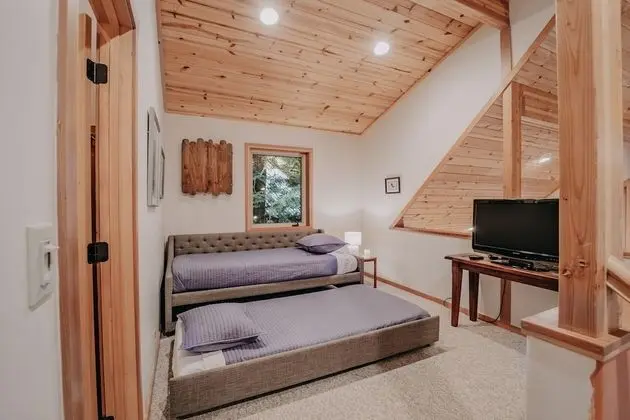 Ev (2 Bedrooms)