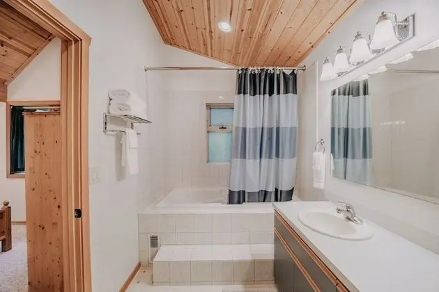 Ev (2 Bedrooms)