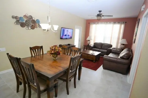 Daire (7671CS #205 3-Bed Windsor Hills Resor)