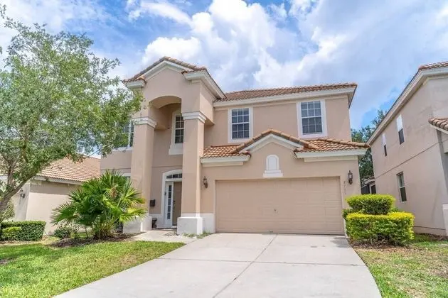 Ev (7755 Windsor Hills)