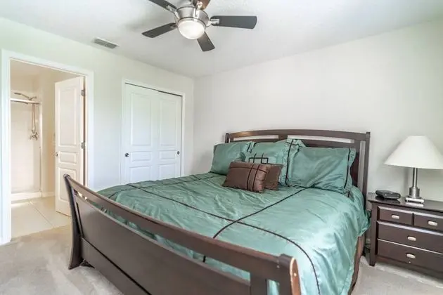 Ev (7755 Windsor Hills)