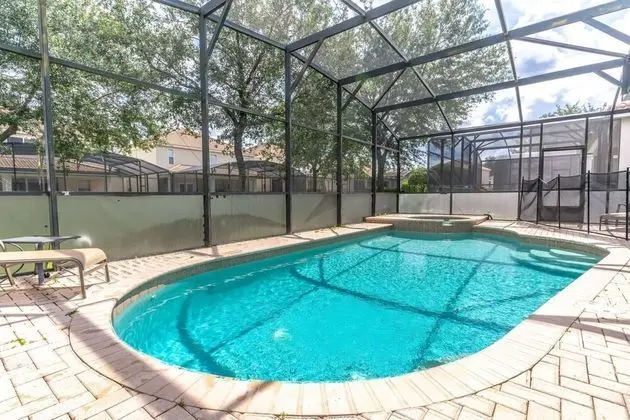 Ev (7755 Windsor Hills)