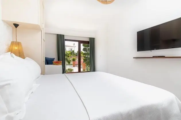 Swim Up Deluxe Oda, Havuz Manzaralı, Ortak Havuzlu