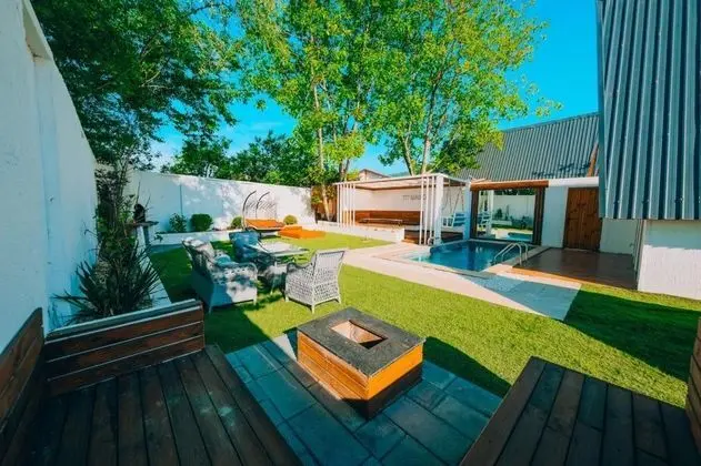 Deluxe Bungalow 3+1, Havuz veya Bahçe Manzaralı, Isıtmalı Özel Havuzlu