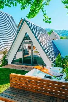 Deluxe Bungalow 3+1, Havuz veya Bahçe Manzaralı, Isıtmalı Özel Havuzlu