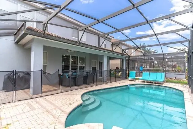 Ev (7812 Windsor Hills)