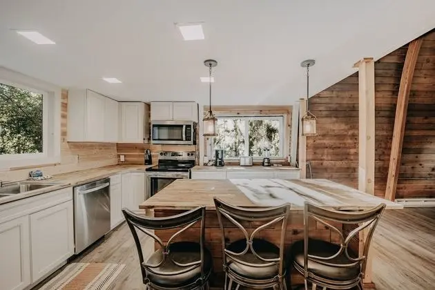 Ev (1 Bedroom)