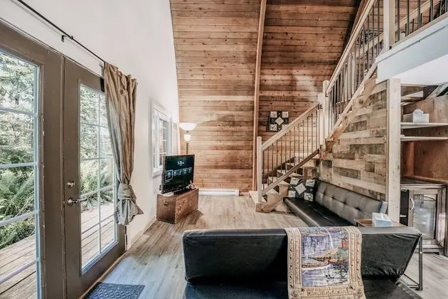 Ev (1 Bedroom)