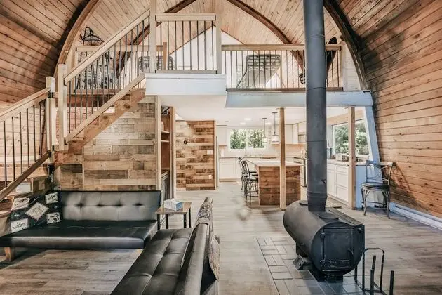 Ev (1 Bedroom)