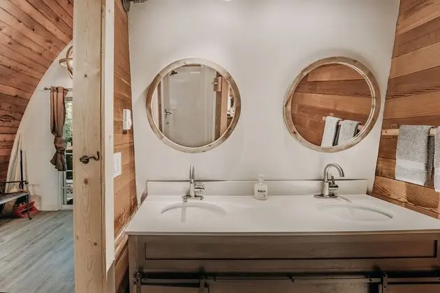 Ev (1 Bedroom)