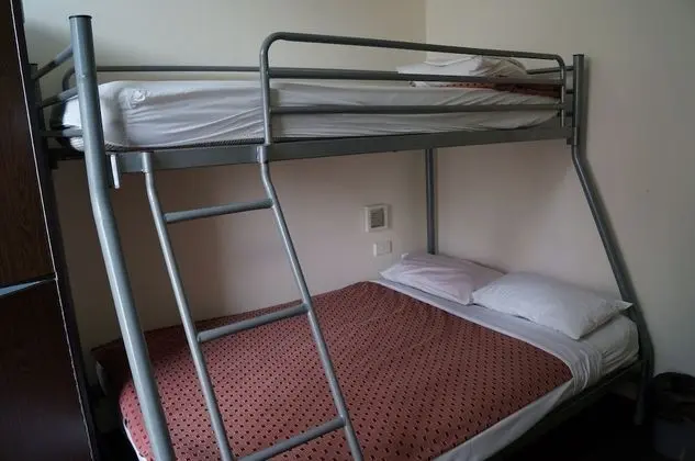 Standard Oda, 1 Yatak Odası, Ortak Banyo (Private Double with Shared Bathroom	)
