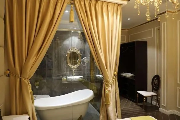 Deluxe Tek Büyük Yataklı Oda, 1 Büyük (Queen) Boy Yatak, Küvet