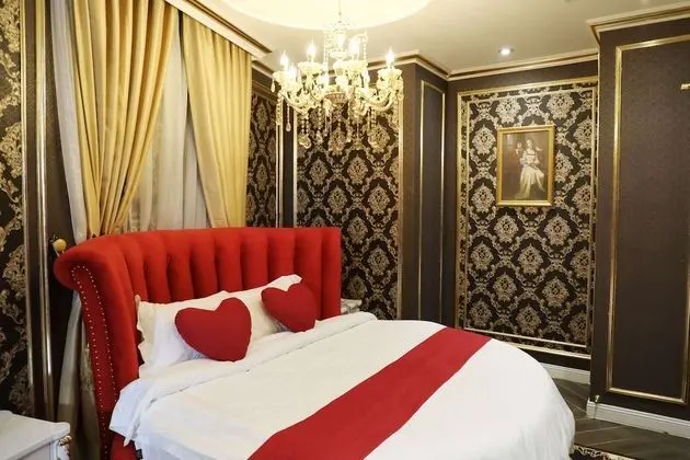Standard Tek Büyük Yataklı Oda
