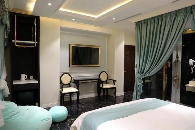 Deluxe Tek Büyük Yataklı Oda, 1 Büyük (Queen) Boy Yatak, Küvet