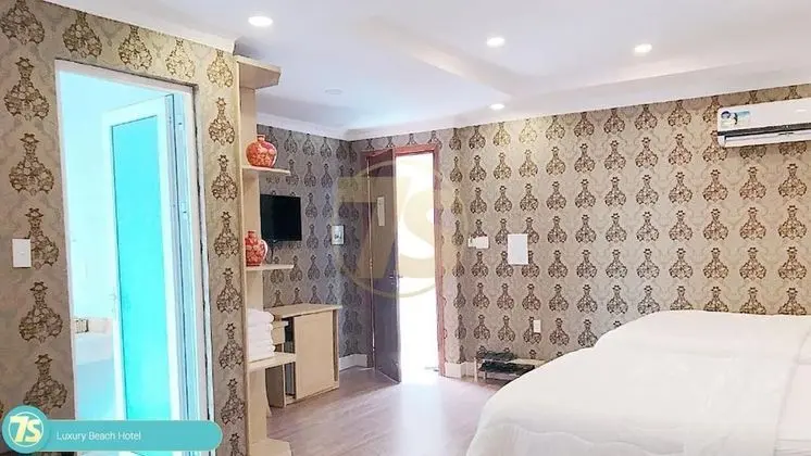Deluxe Tek Büyük Yataklı Oda