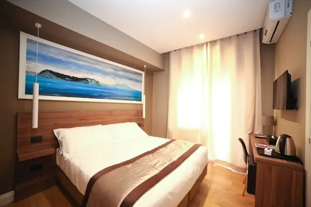 Standard Tek Büyük Yataklı Oda, Balkon