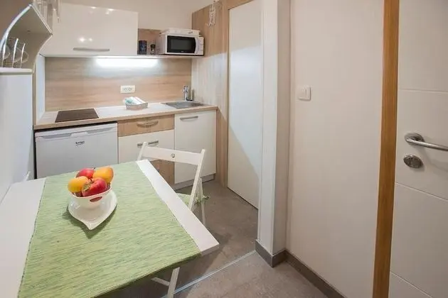 Comfort Stüdyo, Banyolu/Duşlu, Bahçe Manzaralı (Studio Apartment)