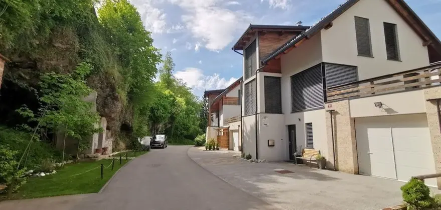 Panoramic Apart Daire, Banyolu/Duşlu, Dağ Manzaralı (Apartma nadstropje)