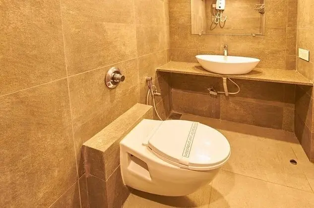 Premium Tek Büyük Yataklı Oda
