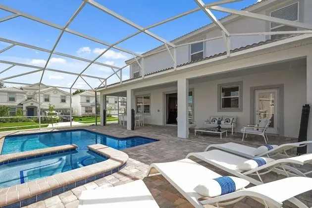Villa (Ultimate 8 Bed 5 Bath Champions Gate )