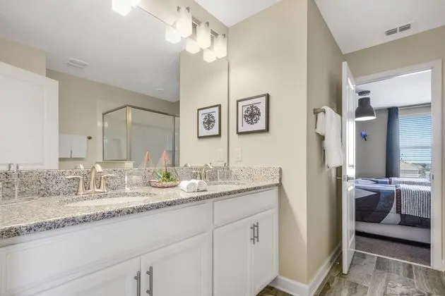 Villa (Ultimate 8 Bed 5 Bath Champions Gate )