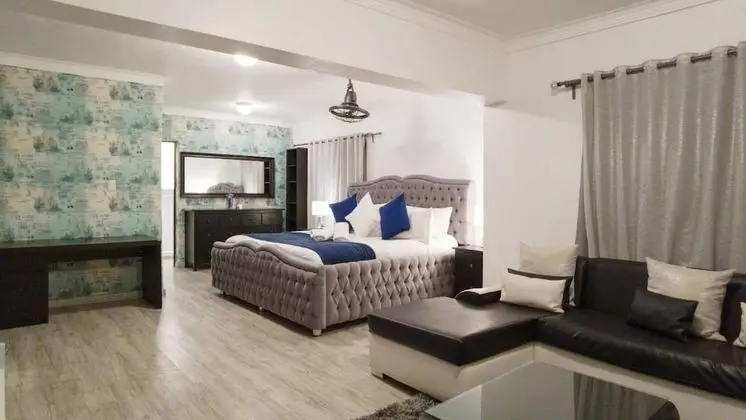 Apart Daire, Birden Çok Yatak Odası, Sigara İçilebilir, Balkon