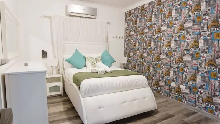 Apart Daire, Birden Çok Yatak Odası, Sigara İçilebilir, Balkon