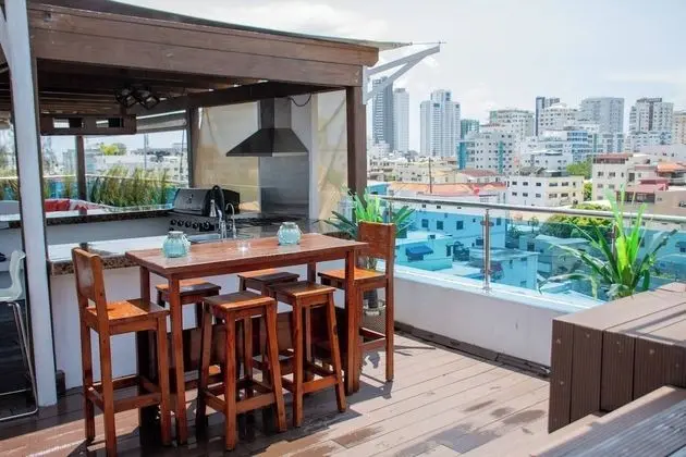 Apart Daire, Birden Çok Yatak Odası, Sigara İçilebilir, Balkon