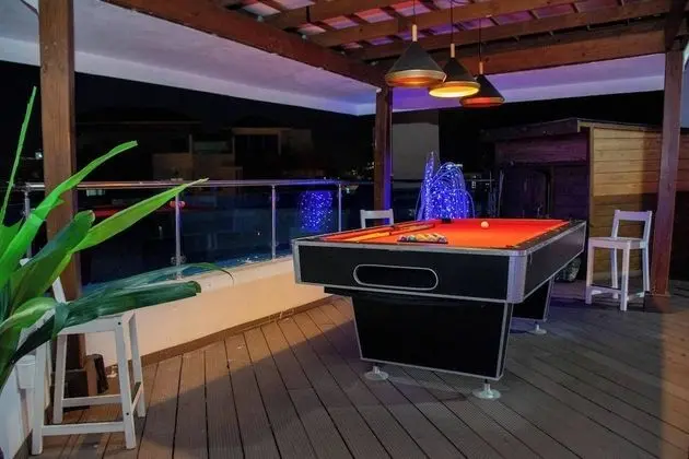 Apart Daire, Birden Çok Yatak Odası, Sigara İçilebilir, Balkon