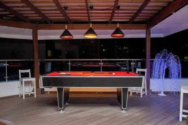 Apart Daire, Birden Çok Yatak Odası, Sigara İçilebilir, Balkon