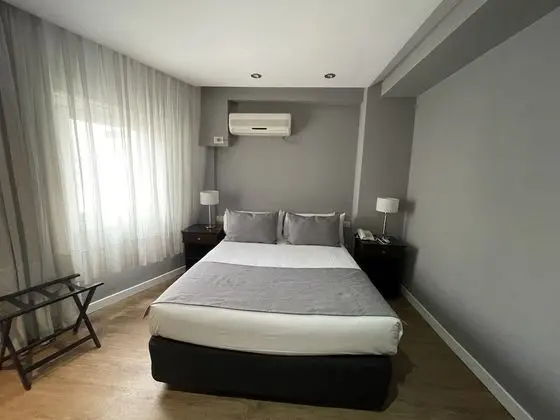 Economy Tek Büyük Yataklı Oda