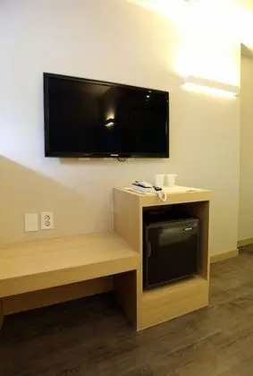 Semi-Duplex Twin