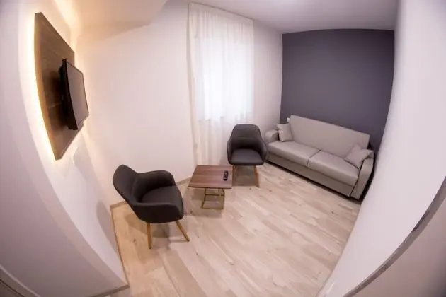 Junior Süit, 1 En Büyük (King) Boy Yatak ve Çekyat, Sigara İçilmez, Balkon