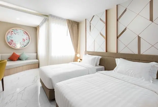 Deluxe Suite Twin