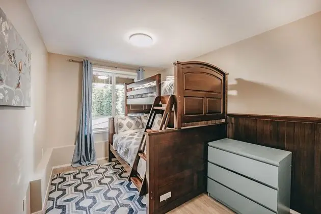 Ev (3 Bedrooms)