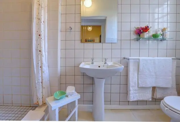 Comfort Üç Kişilik Oda, Avlu (Comfort)