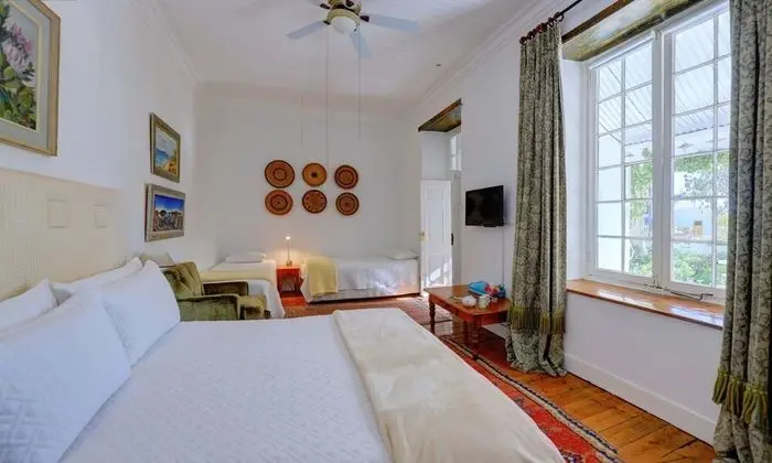 Family Dört Kişilik Oda