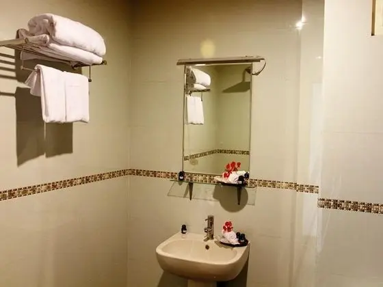 Superior Tek Büyük veya İki Ayrı Yataklı Oda