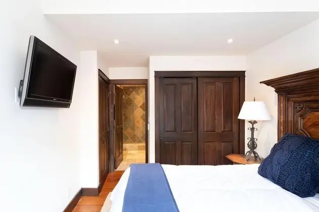Apart Daire, Birden Çok Yatak (#8166A SUITE Nicklaus North)