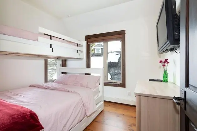 Apart Daire, Birden Çok Yatak (#8166A SUITE Nicklaus North)