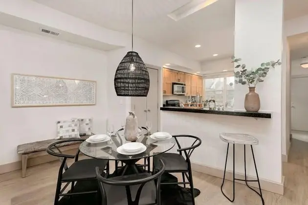 Ev, Birden Çok Yatak, Veranda, Bahçe Manzaralı (827 Heschel St. (Unit C))
