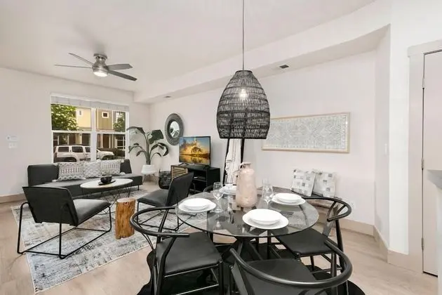 Ev, Birden Çok Yatak, Veranda, Bahçe Manzaralı (827 Heschel St. (Unit C))