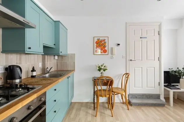 Design Apart Daire, 1 Çift Kişilik Yatak, Balkon, Bahçe Manzaralı